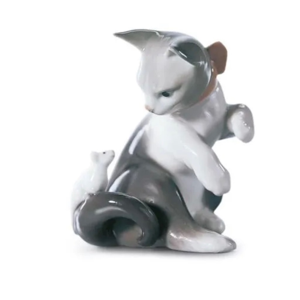 Lladro Cat and Mouse Figurine